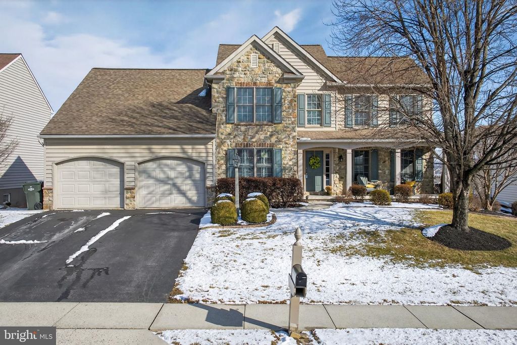 520 NURSERY DR. N, Mechanicsburg, PA 17055