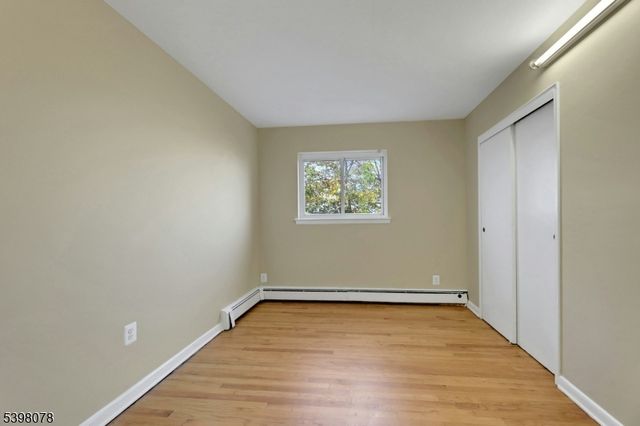 2215 Grand Ave 13, North Bergen Twp., NJ 07047