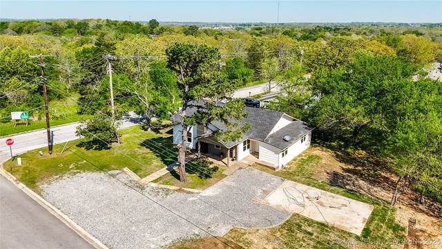 824 Wilson, Durant, OK 74701
