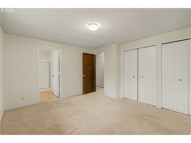 7750 Sw RAINTREE Dr, Beaverton, OR 97008