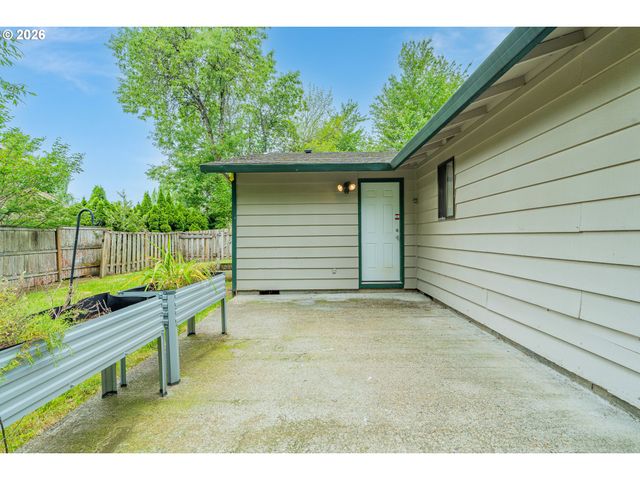 7750 Sw RAINTREE Dr, Beaverton, OR 97008
