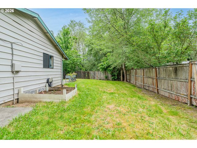 7750 Sw RAINTREE Dr, Beaverton, OR 97008
