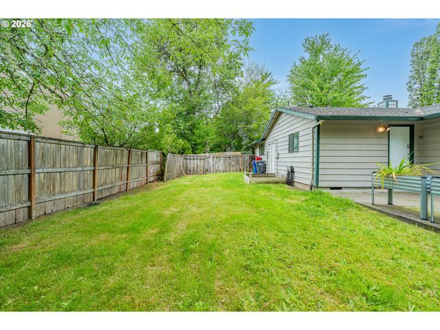 7750 Sw RAINTREE Dr, Beaverton, OR 97008