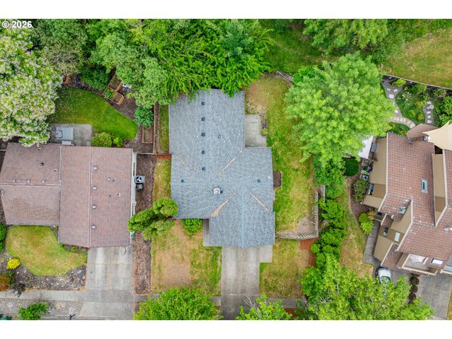 7750 Sw RAINTREE Dr, Beaverton, OR 97008