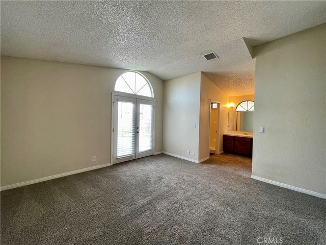 4763 W Avenue L8, Lancaster, CA 93536