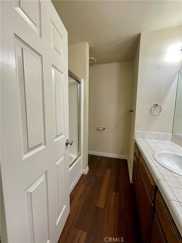 4763 W Avenue L8, Lancaster, CA 93536