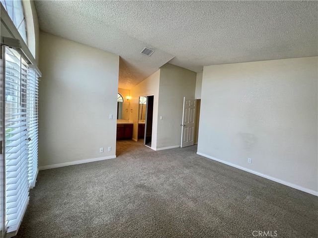 4763 W Avenue L8, Lancaster, CA 93536