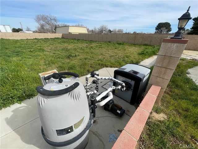 4763 W Avenue L8, Lancaster, CA 93536