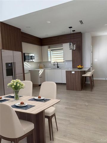 2202 Corales Street, Mission, TX 78573