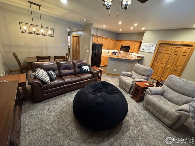 1915 Alpine Plz R4, Steamboat Springs, CO 80487