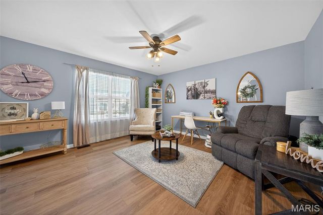 205 Pecan Bluffs Drive, Wentzville, MO 63385