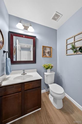 205 Pecan Bluffs Drive, Wentzville, MO 63385