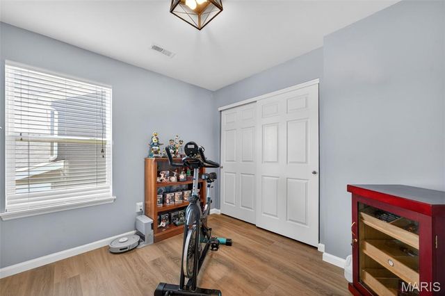 205 Pecan Bluffs Drive, Wentzville, MO 63385