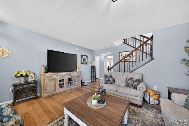 205 Pecan Bluffs Drive, Wentzville, MO 63385