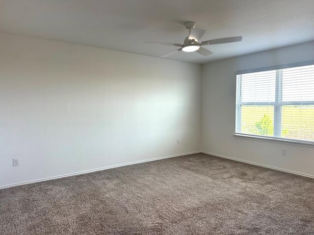 2141 Hiddenbrooke PASS, Seguin, TX 78155