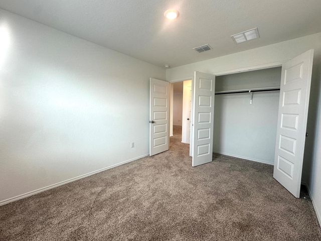 2141 Hiddenbrooke PASS, Seguin, TX 78155