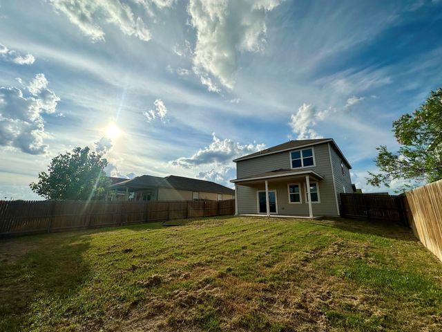 2141 Hiddenbrooke PASS, Seguin, TX 78155