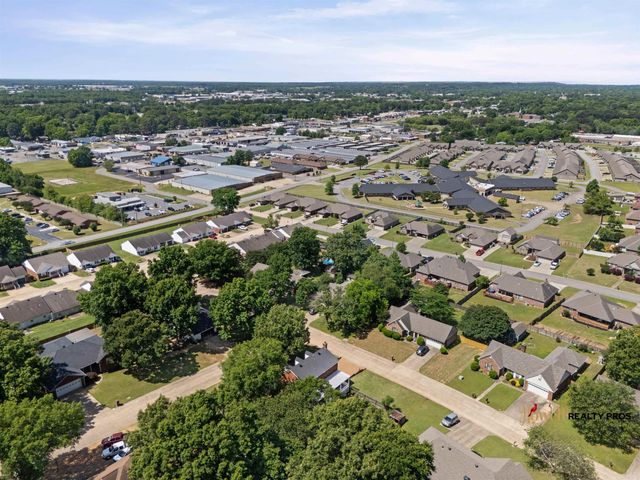 311 Live Oak, Searcy, AR 72143