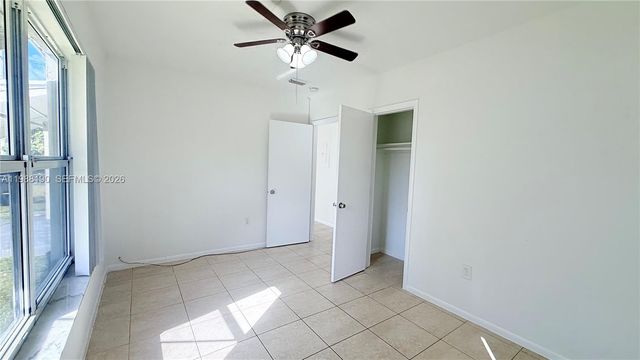 1411 NE 155th Ter 1411, North Miami Beach, FL 33162
