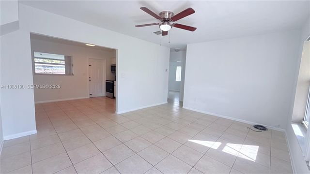 1411 NE 155th Ter 1411, North Miami Beach, FL 33162