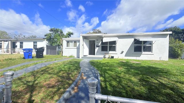 1411 NE 155th Ter 1411, North Miami Beach, FL 33162