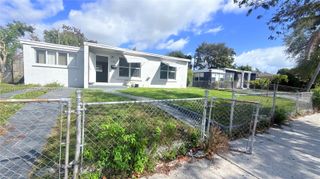 1411 NE 155th Ter 1411, North Miami Beach, FL 33162