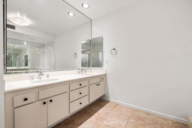 1540 E Sierra Way, Palm Springs, CA 92264