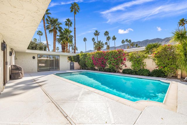1540 E Sierra Way, Palm Springs, CA 92264