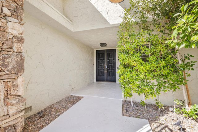 1540 E Sierra Way, Palm Springs, CA 92264