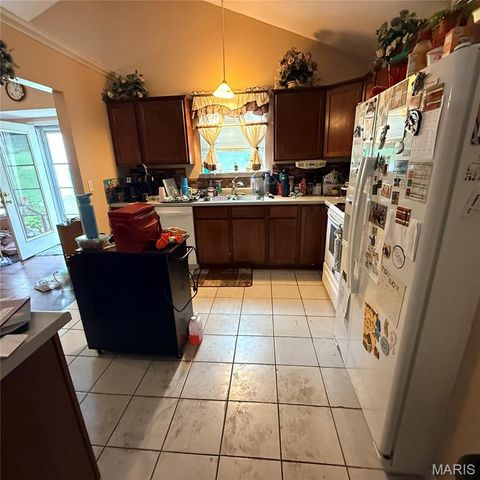 1703 Hilltop Lane, Imperial, MO 63052