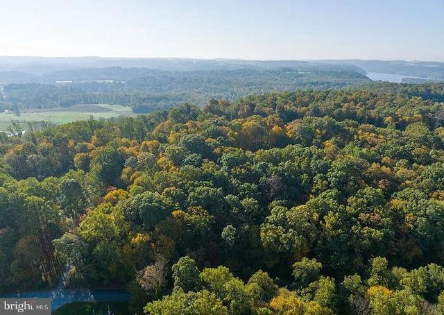 58 BUCK RUN RD, Conestoga, PA 17516