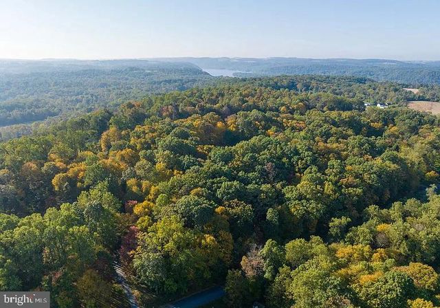 58 BUCK RUN RD, Conestoga, PA 17516
