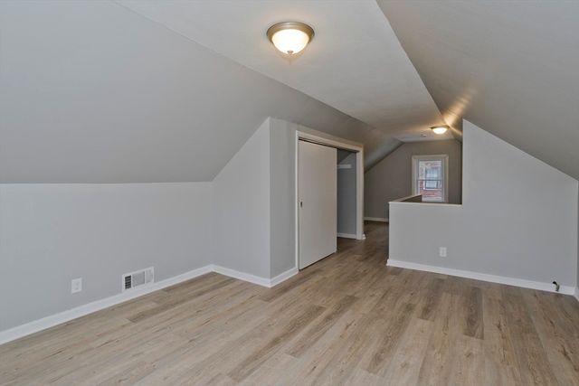 61 Saint Jacques Ave, Chicopee, MA 01020