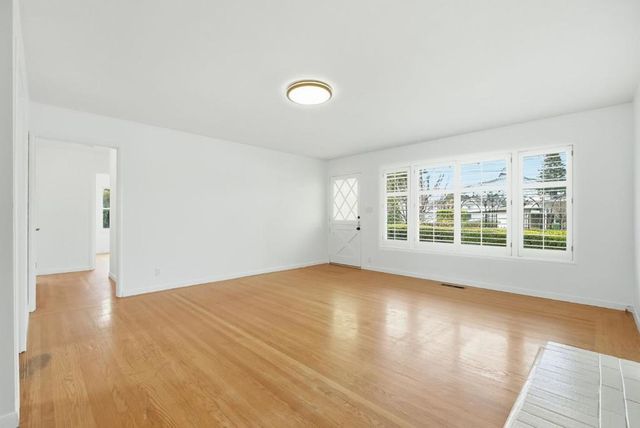 2025 Yorkshire Way, Mountain View, CA 94040