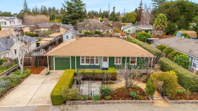 2025 Yorkshire Way, Mountain View, CA 94040