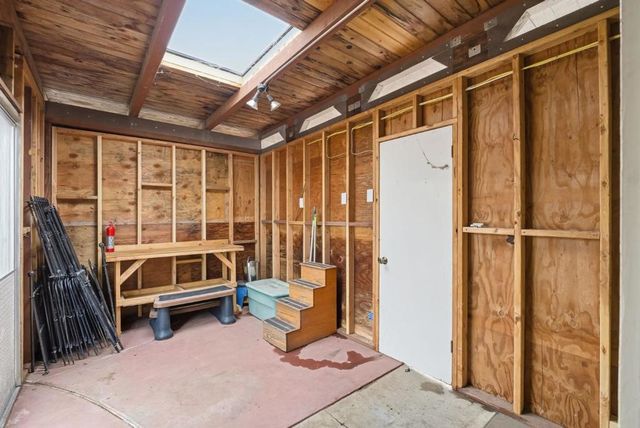 2025 Yorkshire Way, Mountain View, CA 94040