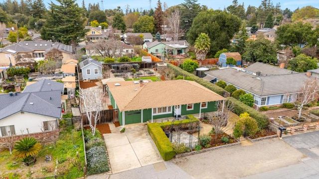 2025 Yorkshire Way, Mountain View, CA 94040