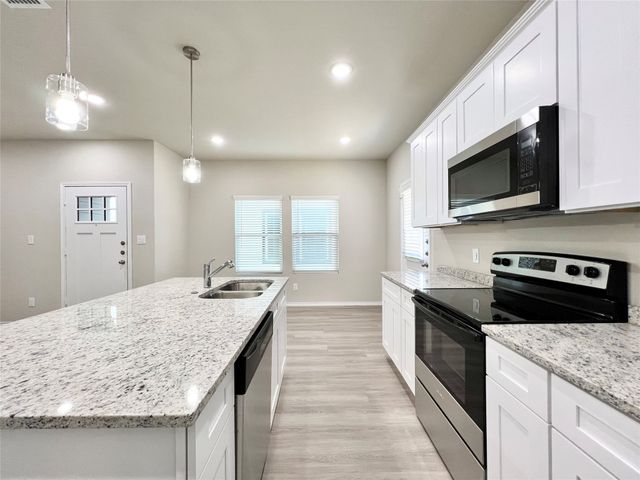 3501 E Renfro Street 123, Burleson, TX 76028