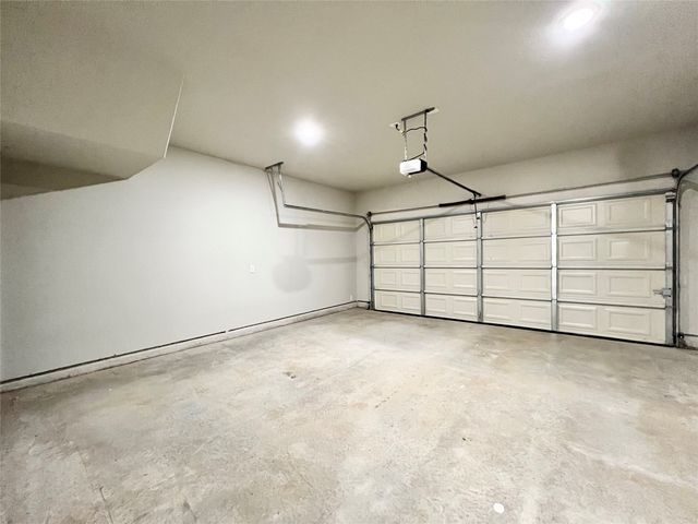 3501 E Renfro Street 123, Burleson, TX 76028