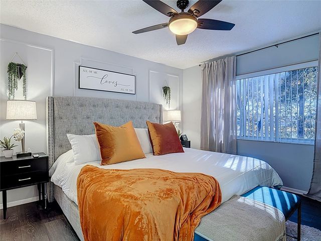 4835 WALDEN CIR 10, Orlando, FL 32811