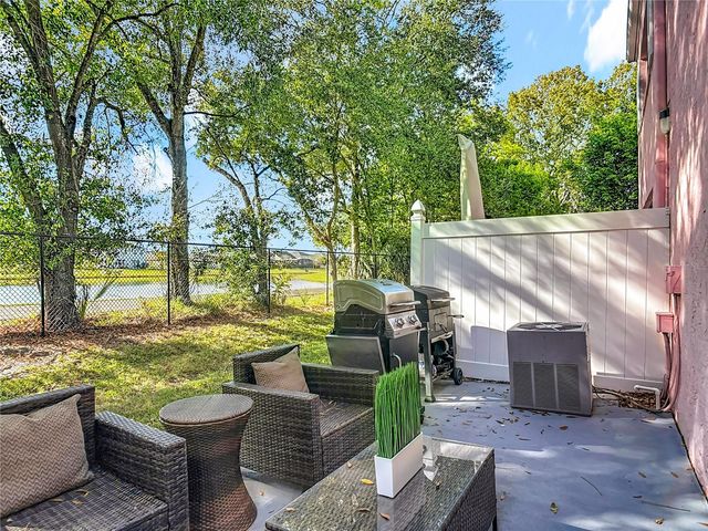 4835 WALDEN CIR 10, Orlando, FL 32811