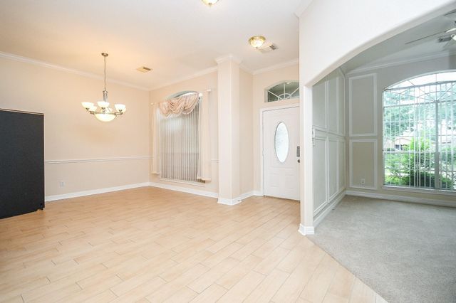 8022 Duffield Lane, Houston, TX 77071