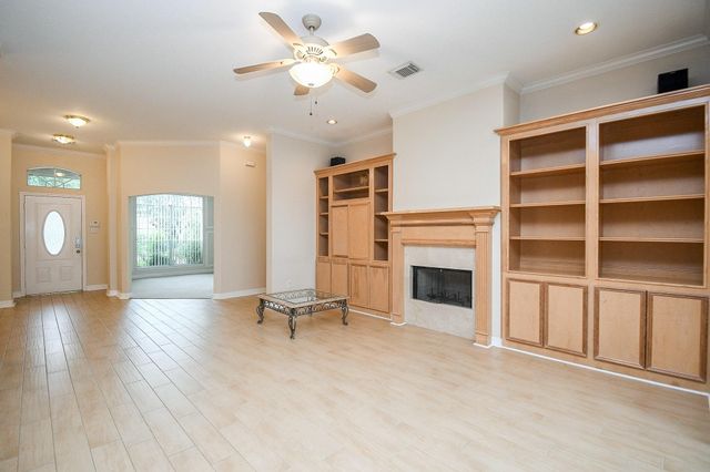 8022 Duffield Lane, Houston, TX 77071