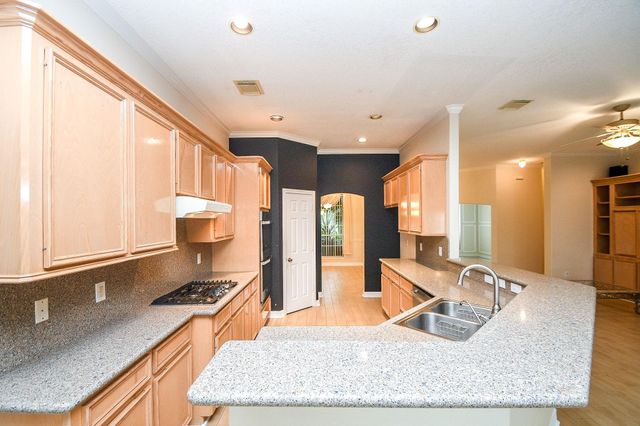 8022 Duffield Lane, Houston, TX 77071