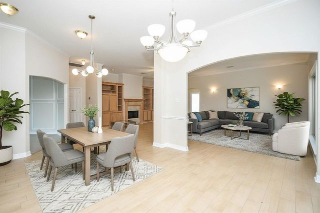8022 Duffield Lane, Houston, TX 77071