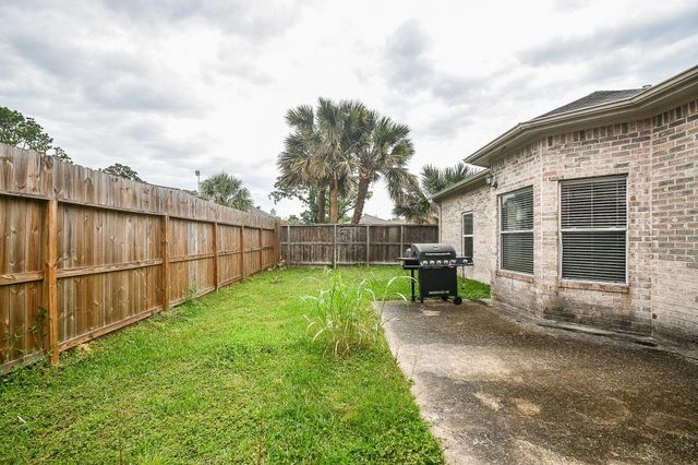 8022 Duffield Lane, Houston, TX 77071