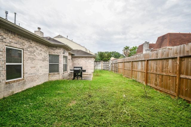 8022 Duffield Lane, Houston, TX 77071