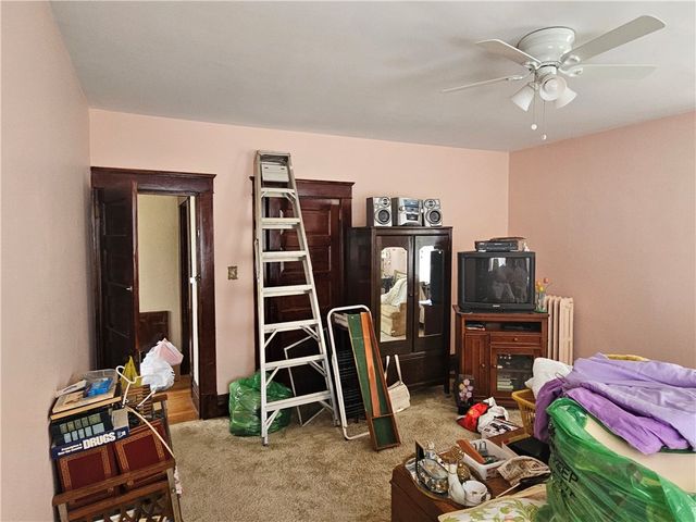 802 Harrison Ave, Jeannette, PA 15644