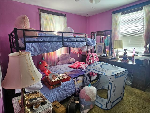 802 Harrison Ave, Jeannette, PA 15644