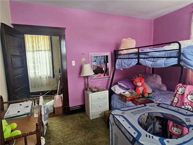 802 Harrison Ave, Jeannette, PA 15644